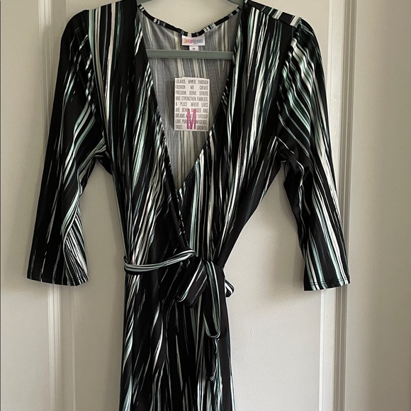 LuLaRoe Dresses & Skirts - Wrap dress Black, White and aqua/teal painterly Striped LuLaRoe Michelle